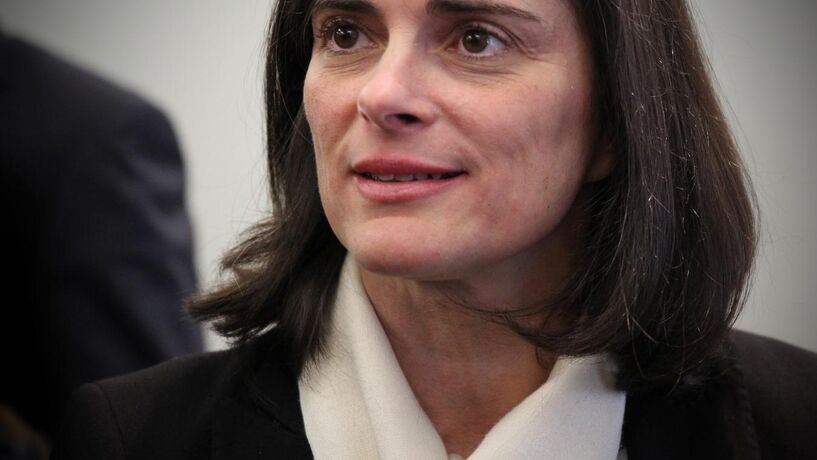 Fidelidade pode tirar ES Saúde de bolsa, mas ainda não decidiu 