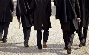 Alunos do superior regressam às aulas presenciais gradualmente a 4 de maio