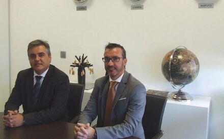 Lisboetas tratam dos impostos em Angola