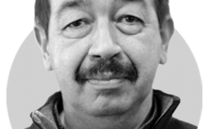 Gato no sof&aacute; (05_09_2008)