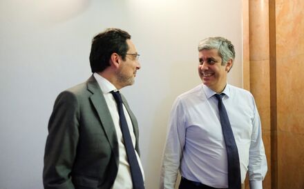 Inspecção aos residentes não habituais espera OK do Governo