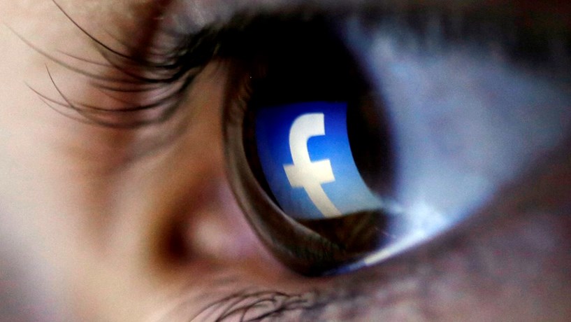 Facebook vai remover informaÃ§Ãµes falsas que potenciem violÃªncia 