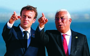 António Costa encontra-se hoje com Emmanuel Macron em Paris