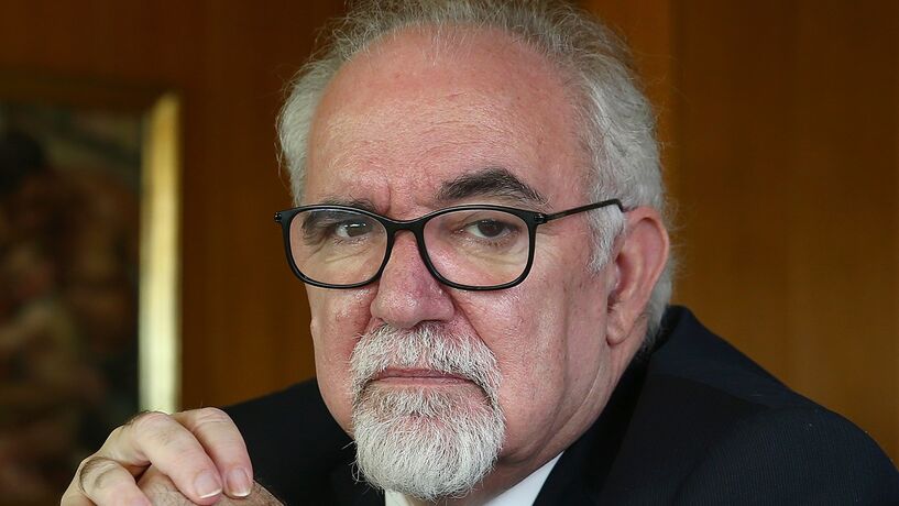 Vieira da Silva admite pedir a intervenção da Inspeção-Geral do Ministério.