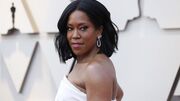 Primeiro Óscar da noite para Regina King como melhor atriz secundária