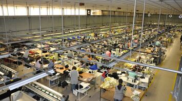 Caso de covid-19 fecha fábrica do patrão do vestuário em Gaia