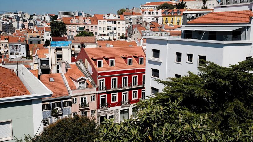 Apoios a inquilinos e senhorios estendidos por mais três meses