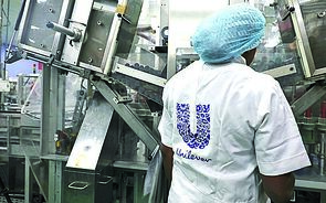 Unilever aproveita mudanças da covid e testa semana de trabalho de quatro dias