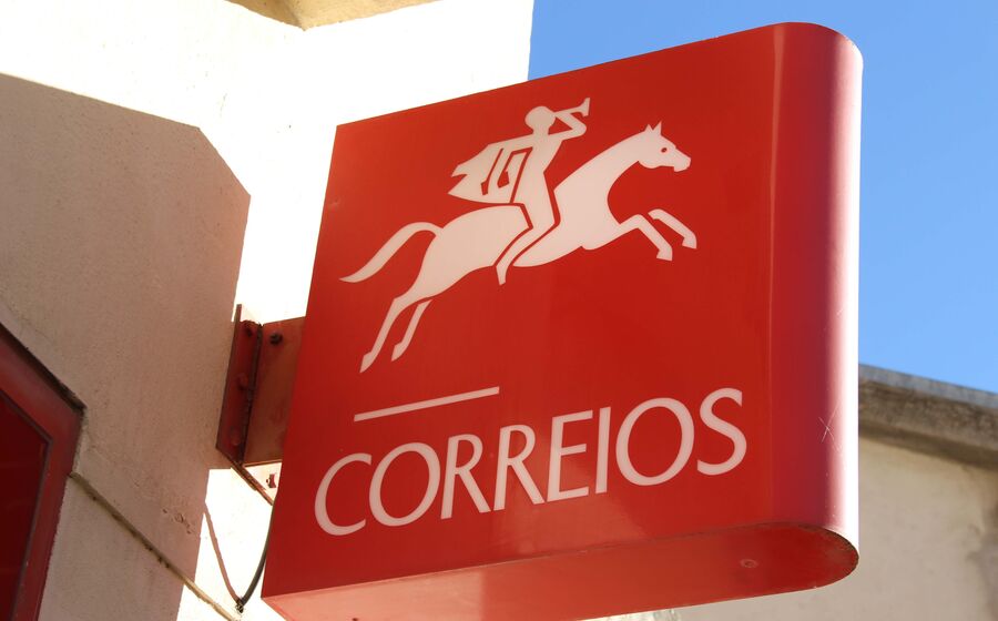 O acordo para as juntas de freguesia prestarem serviços postais vigora desde 2003.