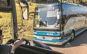 Transportes do Porto para 3 espanholas e 2 portuguesas