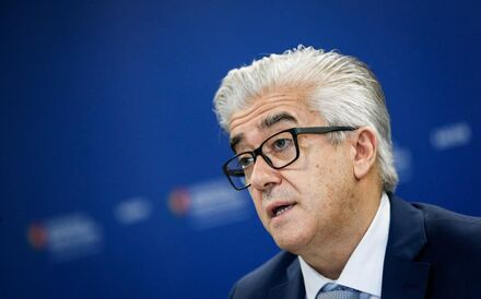 Governo diz que idosos são prioridade na vacinação e sem limite de idade 