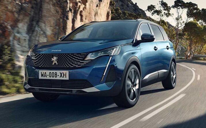 50.º Peugeot 5008