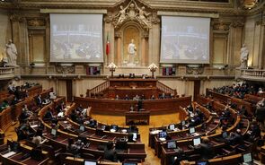 Principais alterações ao Orçamento aprovadas pelo Parlamento