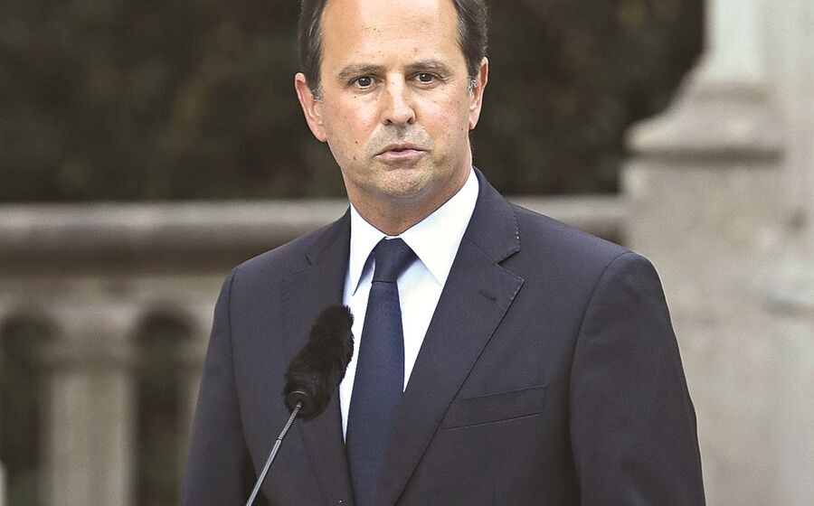 Fernando Medina apresenta esta quarta-feira apoios para empresas, coletividades, famílias com quebras de rendimento e cultura.