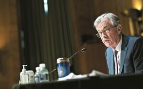 Desacordo no Congresso obriga Powell a avançar