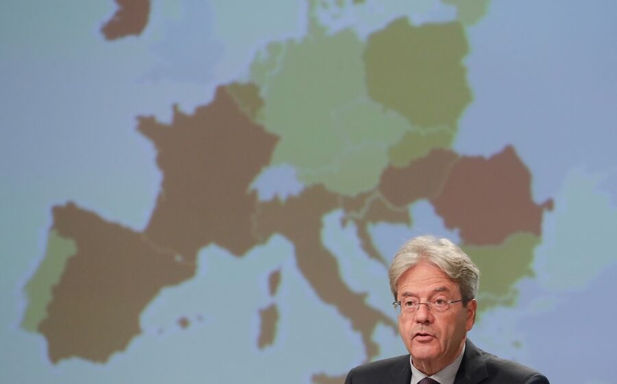 Paolo Gentiloni justificou menos otimismo para Portugal com a subida de casos de covid-19, mas mostrou-se confiante com uma “época turística forte”.