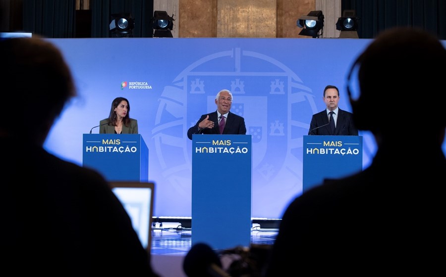 Acusado de apenas ter apresentado intenções, a 16 de fevereiro, o Governo tornou agora públicas as suas propostas de diploma.